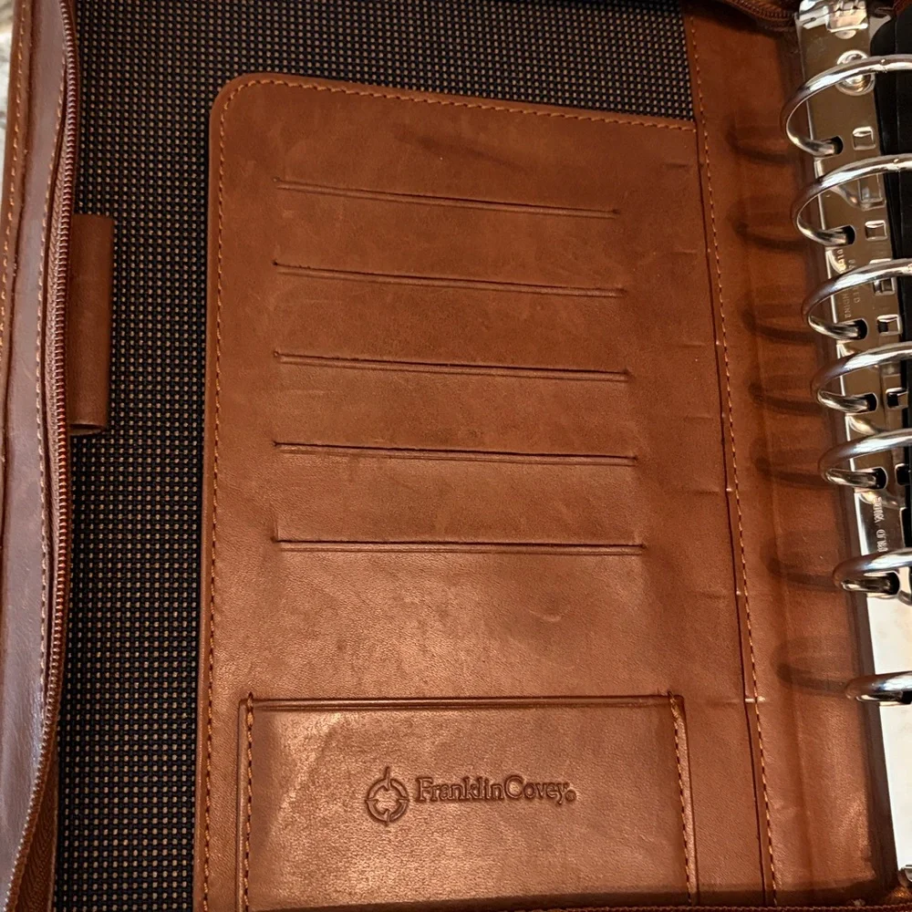 EUC Franklin Covey Large Planner/Organizer Brown Full Grain Leather Full Zip